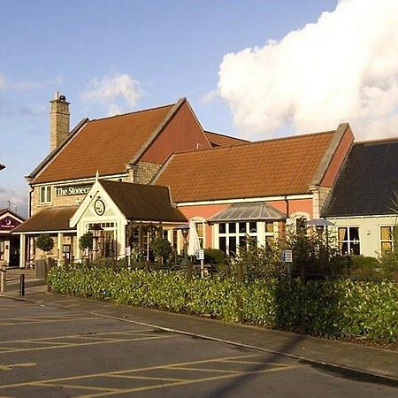 Premier Inn Haydock Park/M6 J23 Warrington Exteriör bild