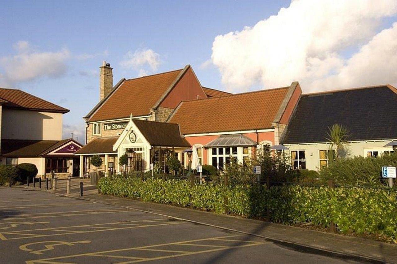 Premier Inn Haydock Park/M6 J23 Warrington Exteriör bild