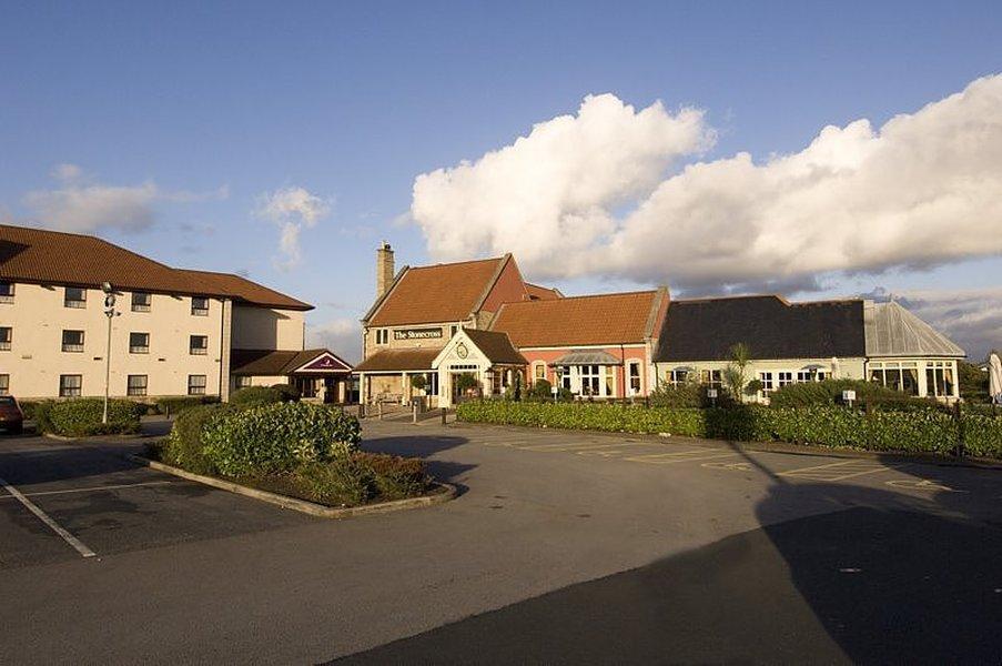 Premier Inn Haydock Park/M6 J23 Warrington Exteriör bild